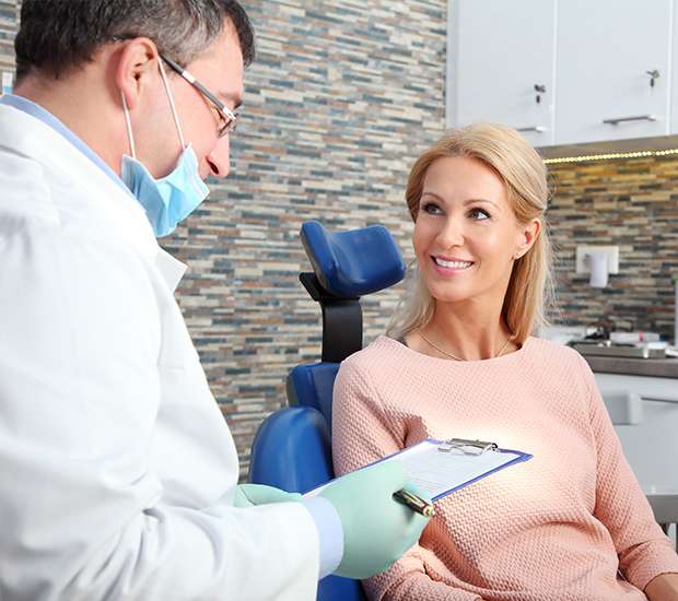 Tracy Questions to Ask at Your Dental Implants Consultation