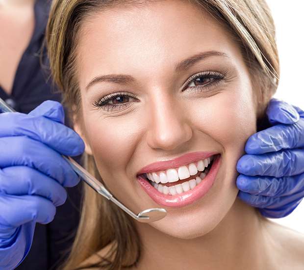 Tracy Teeth Whitening at Dentist